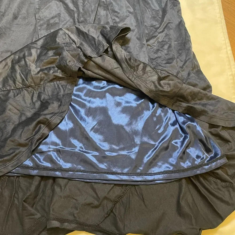 Urban COCO size large velvet blue pleated skirt